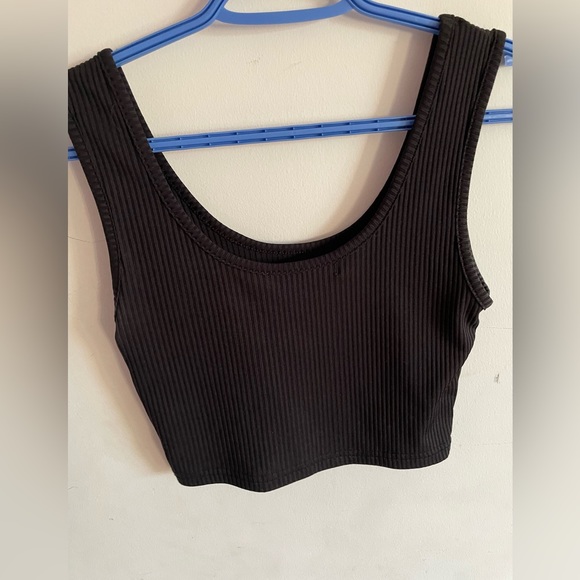 Black tank top, U neck, ribbed - Picture 2 of 2